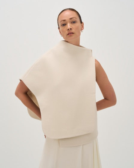 Naarah Structured Top